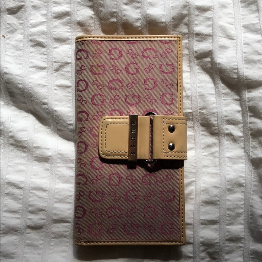 GUESS wallet - pink